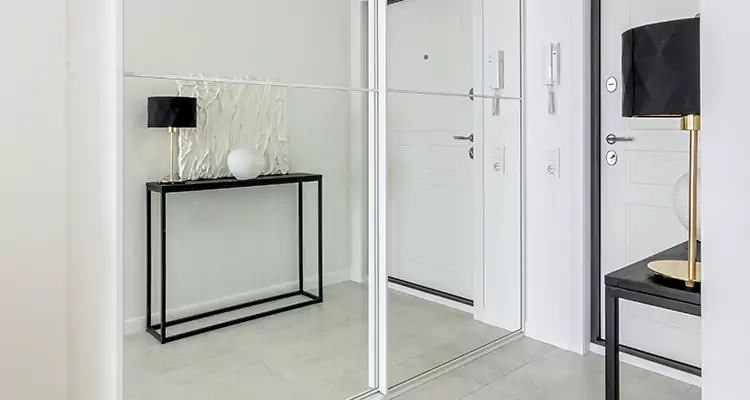 Mirrored Bifold Closet Doors Repair in Coral Gables, FL