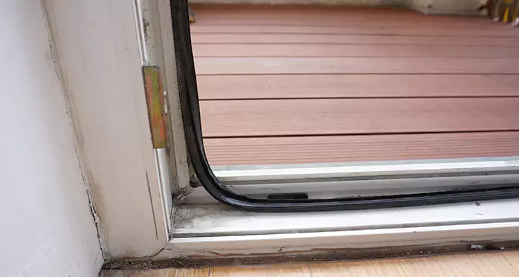 Why Choose Us for Leaking Sliding Glass Door Repair in Coral Gables, FL?