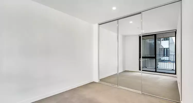 Why Homeowners Choose Us for Sliding Mirror Door Replacement in Coral Gables, FL