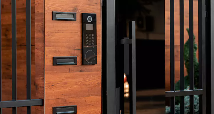 Automatic Door Maintenance in Coral Gables, FL