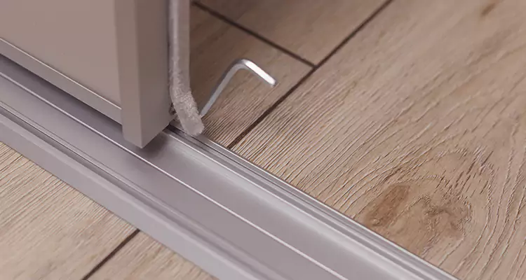 Squeaky Sliding Door Repair in Coral Gables, FL