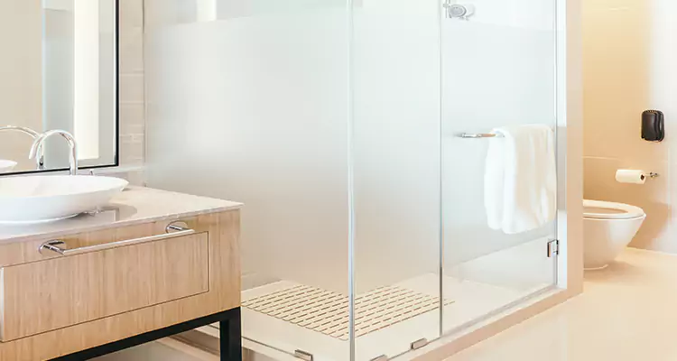 Expert Shower Door Fix and Repair in Coral Gables, FL